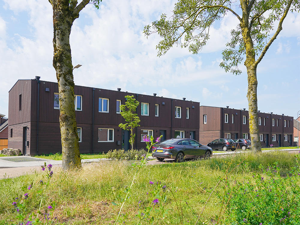 Biobased Eengezinswoningen van hout voor woningcooperatie Wonion